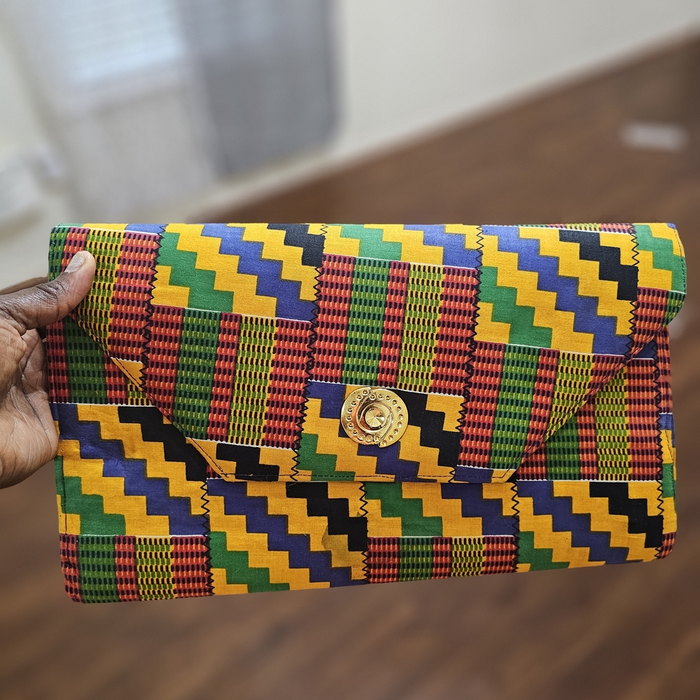 Colorful Patterned Clutch - Picture 3 of 4
